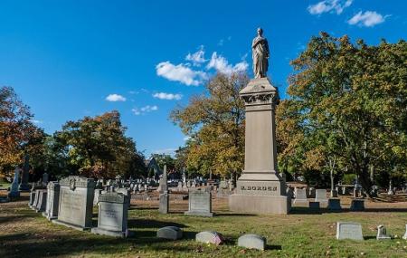 Oak Grove Cemetery Image