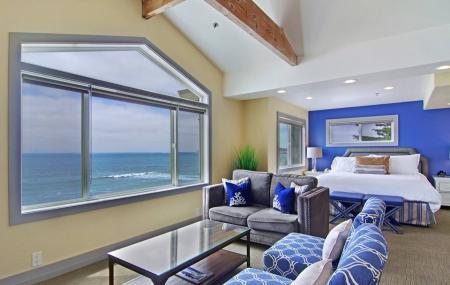 Cypress Inn On Miramar Beach Image