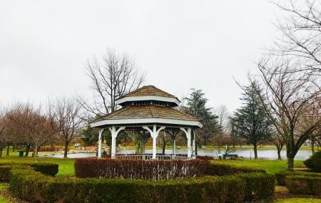 Babylon Town Hall Park Image