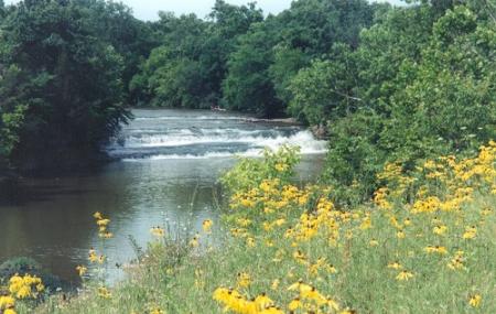 Greenville Falls State Scenic River Area Image
