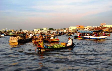 Cai Rang Floating Market Image