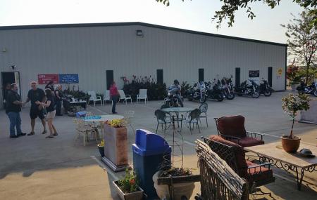 Old Rooster Creek Flea Market Image