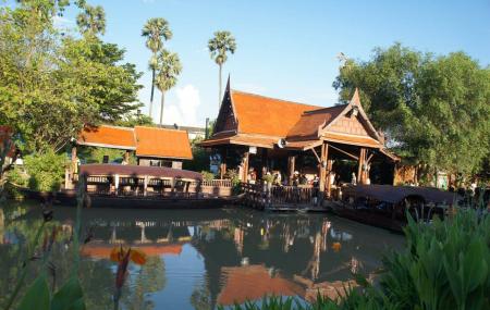 Ayothaya Floating Market Image