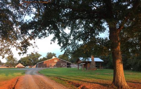 Crosslink Meadows Farm And Ranch Image