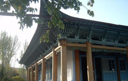 Dungan Mosque Image