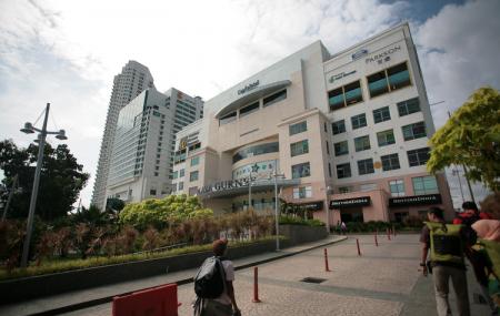 Gurney Plaza Image