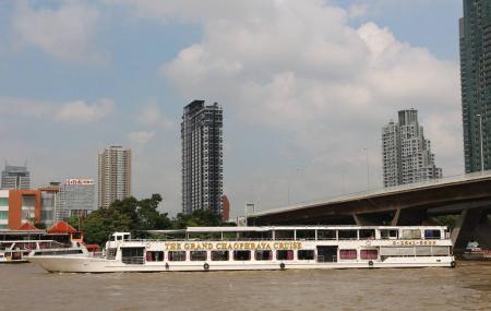 Chaophraya Cruise Image