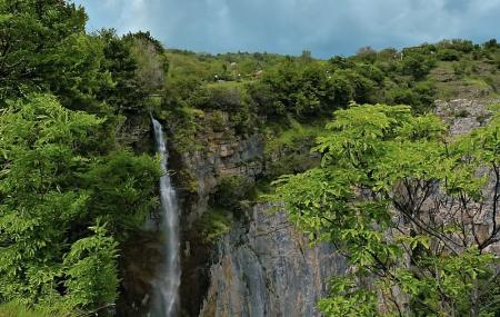 Waterfall Skaklya (zasele) Image