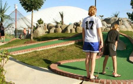 Sportzone Family Fun Center Image
