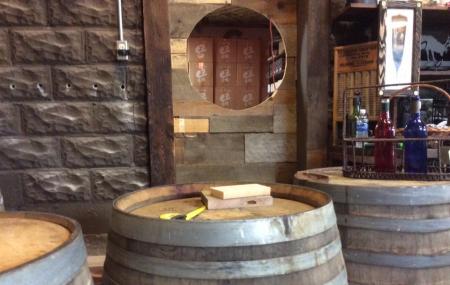 Benezette Wines Image