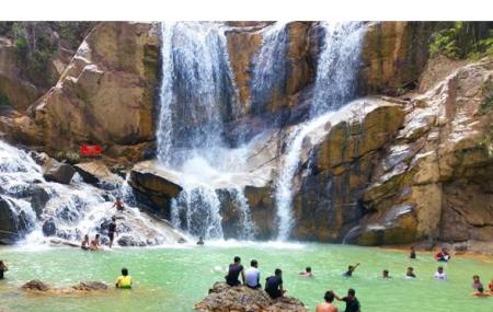 Sungai Pandan Waterfall Image