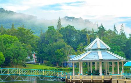 Brookside Valley Resort & Strawberry Town Image