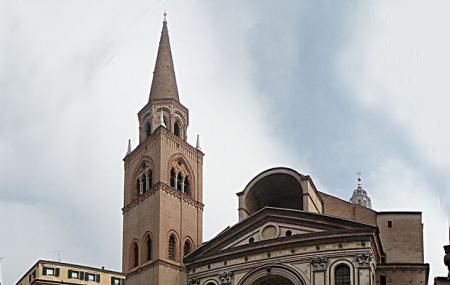 Basilica Di Sant'andrea Image