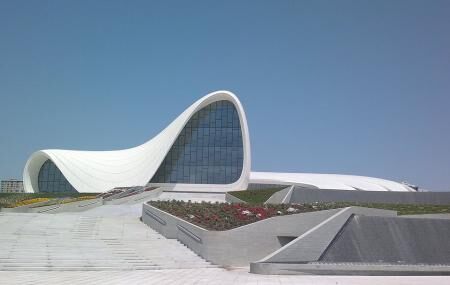 Heydar Aliyev Cultural Center Image