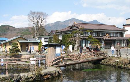 Oshino Hakkai Image