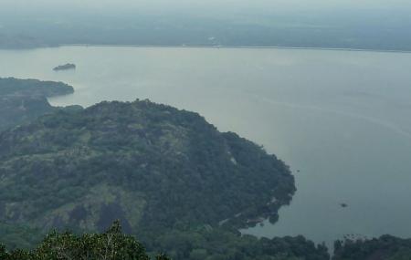 Aliyar Dam Image