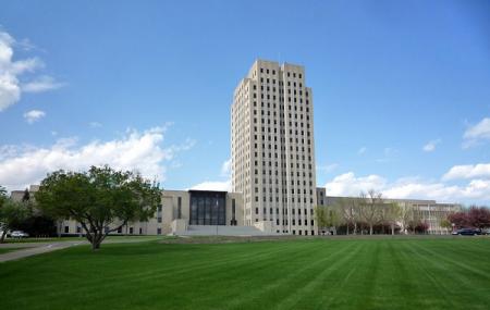 State Capitol Building Image