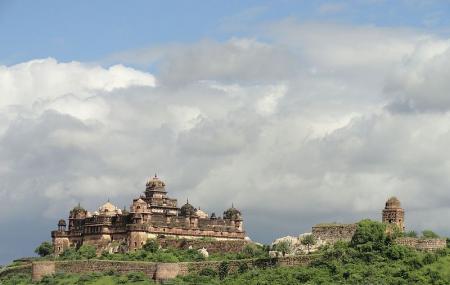 Bir Singh Palace Image