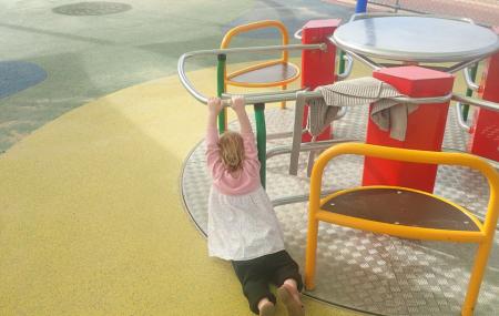 Apple Fun Park Image