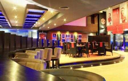 Manchester United Sports Bar Image