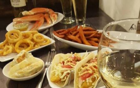 Joey's Seafood Restaurants - Castlegar Image