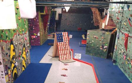 The Climbing Place Image