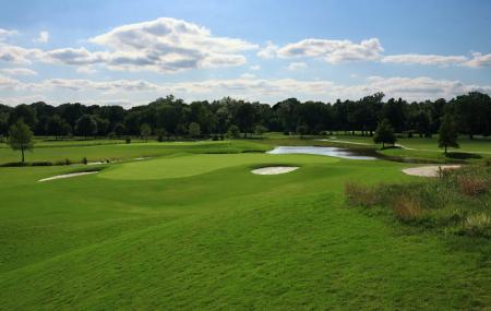 Pecan Hollow Golf Course Image