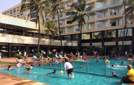 Novotel Mumbai Juhu Beach Image
