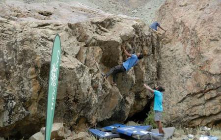 Tom N Jerry (climbing Shop) Image