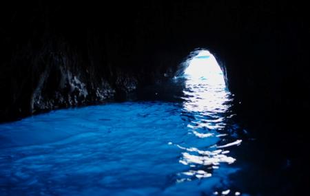 Blue Grotto Image