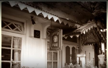 Joey's Pub Image