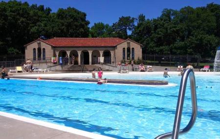 College Hill Swimming Pool Image