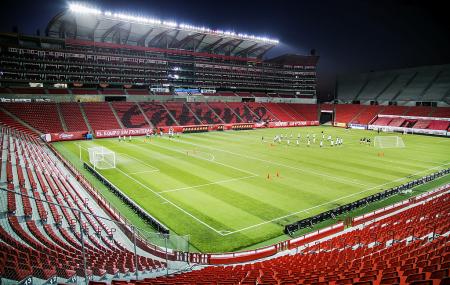 Estadio Caliente Image