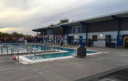 Oro Valley Aquatic Center Image