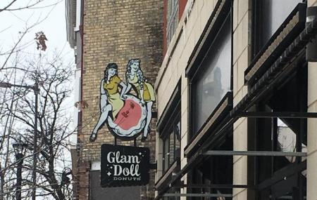 Glam Doll Donuts Image