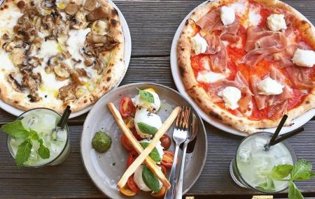 Doc Pizza & Mozzarella Bar Delicatessen Image
