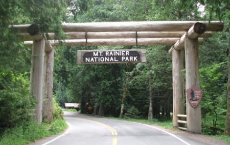 Mt. Rainier National Park Nisqually Entrance Image