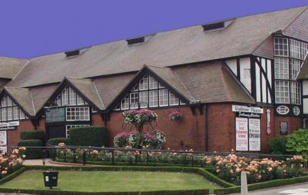 Gladstone Theatre Image