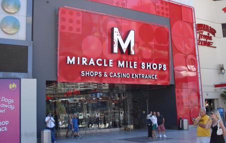 Miracle Mile Shops Image