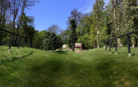 Pod London Zorbing Image