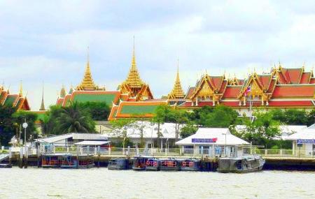 Wat Phra Kaew & The Grand Palace Image