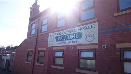 Scunthorpe Central Mosque And Madani Masjid Image