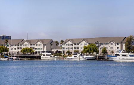 Homewood Suites By Hilton Oakland-waterfront Image