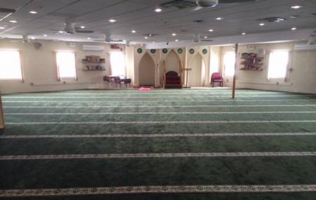 M S I Masjid Image