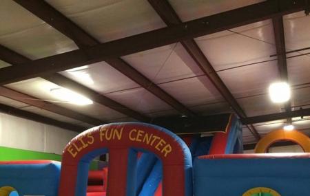 Eli's Fun Center Image