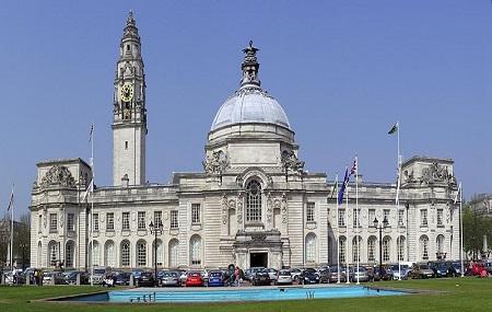 Cardiff City Hall Image