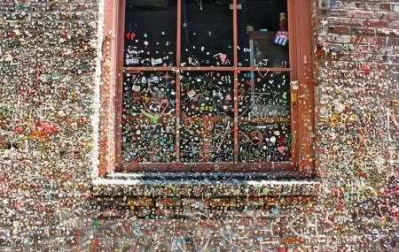 The Gum Wall Image