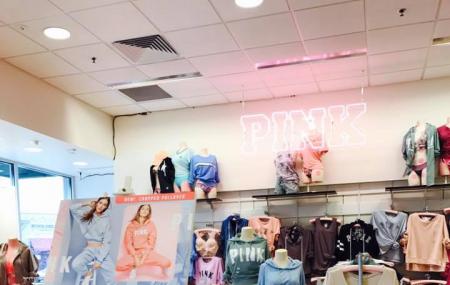 Shadow Lake Towne Center Image