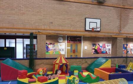 Newcastle Emlyn Leisure Centre Image