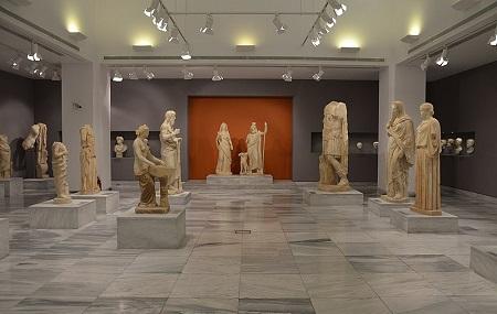 Heraklion Archaeological Museum Image